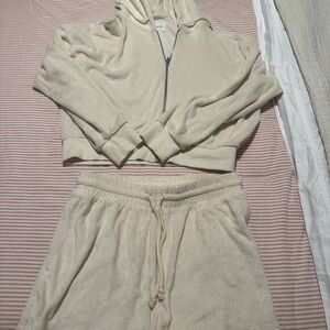 Aritzia terry cloth short and zip up sweats